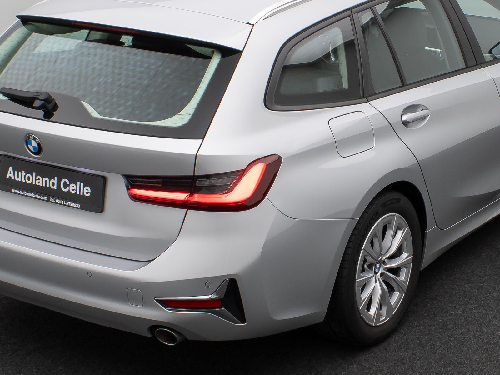 Fahrzeugabbildung BMW 318d DAB Leder PDC Geschwindigkeitsreg Sport LED