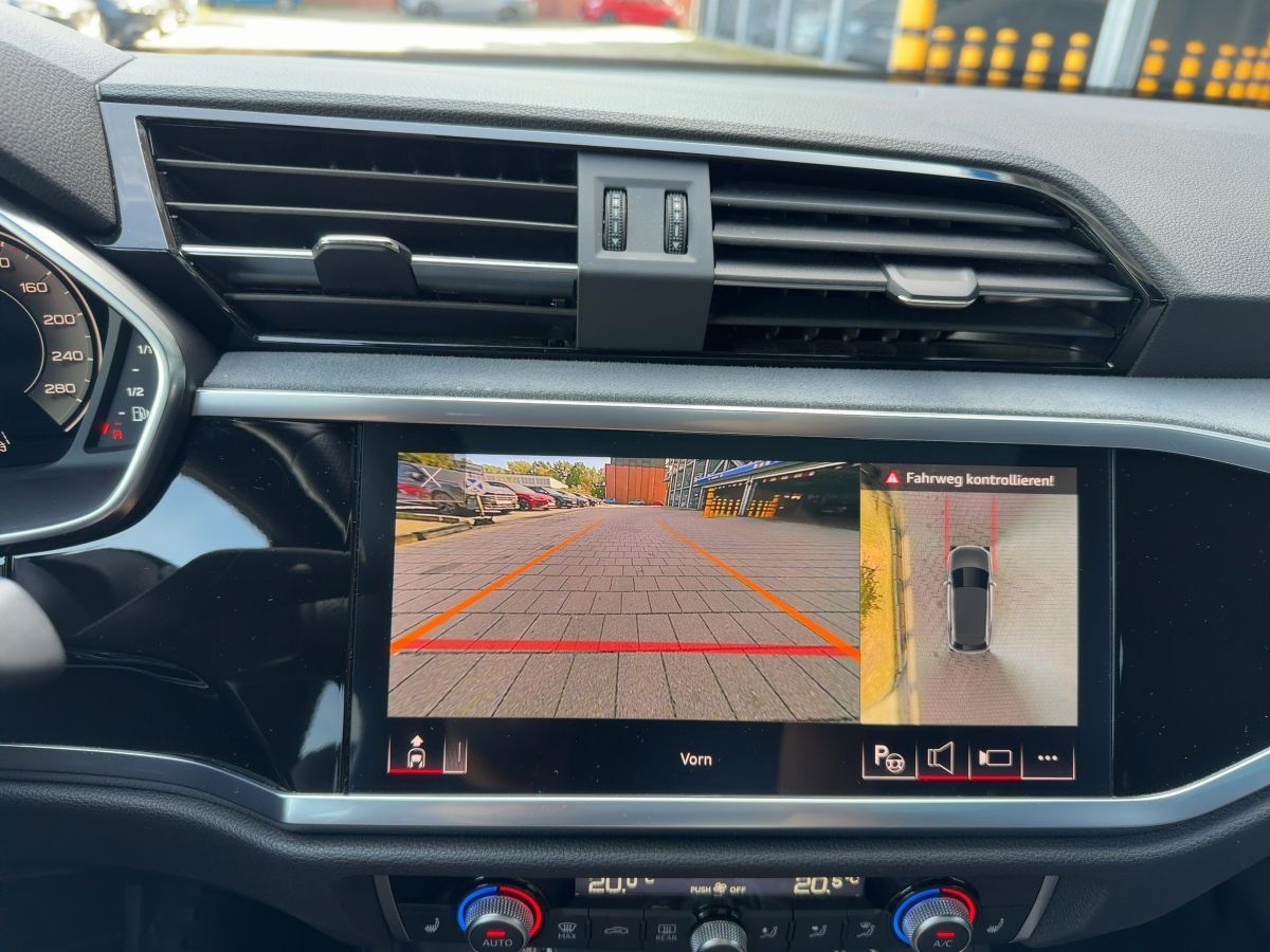 Audi Q3 45 TFSIe S tronic S line Navi Sound Panorama foto 16