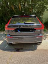 Volvo XC60 D4 AWD R Design Geartronic R Design - Volvo Gebrauchtwagen in Troisdorf