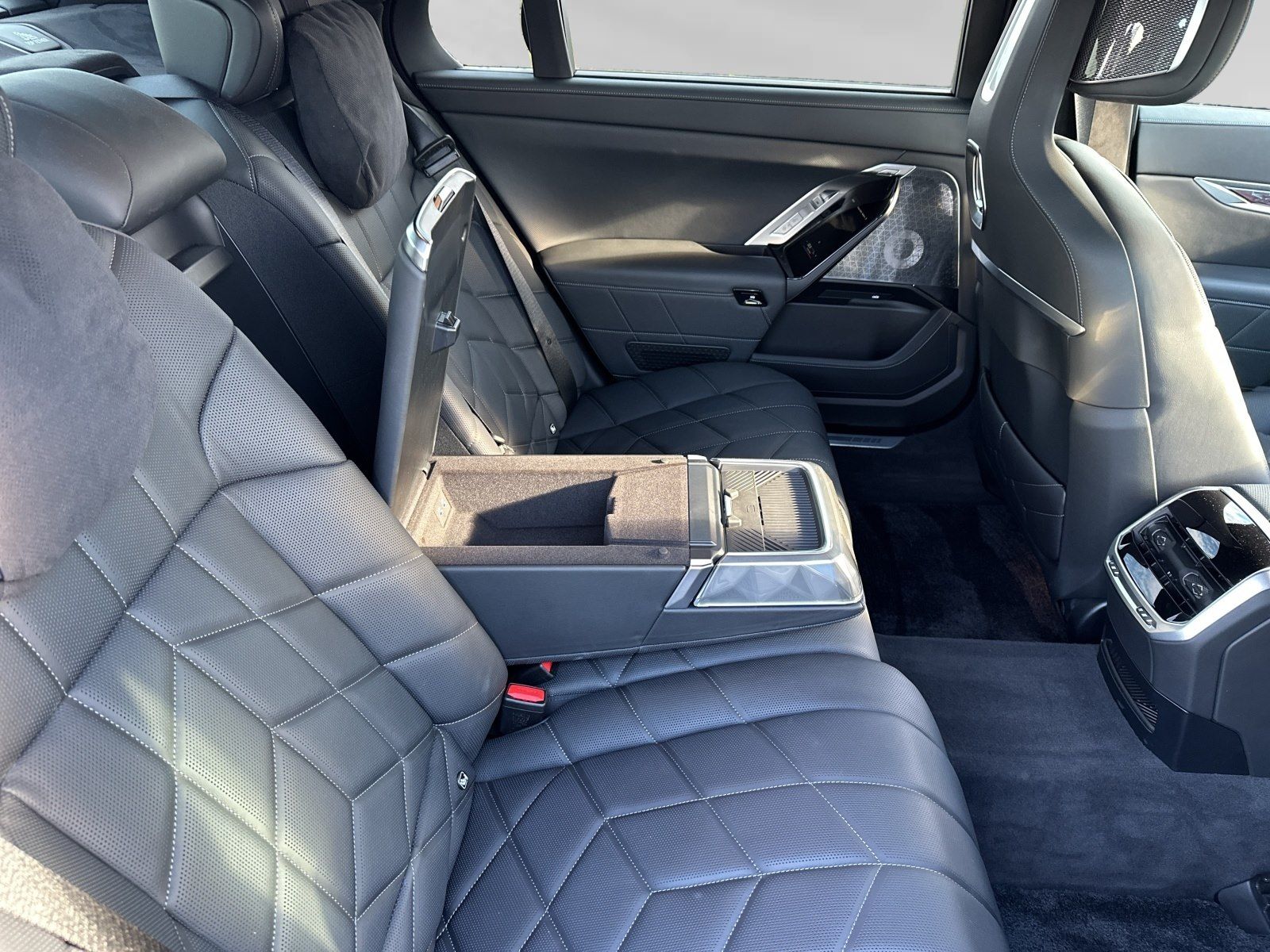 BMW M760 - Bild 19