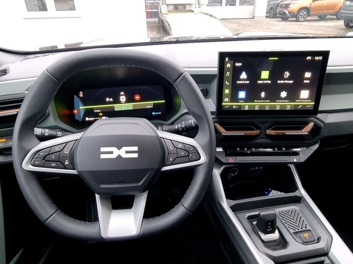 Fahrzeugabbildung Dacia Bigster Extreme HYBRID 155