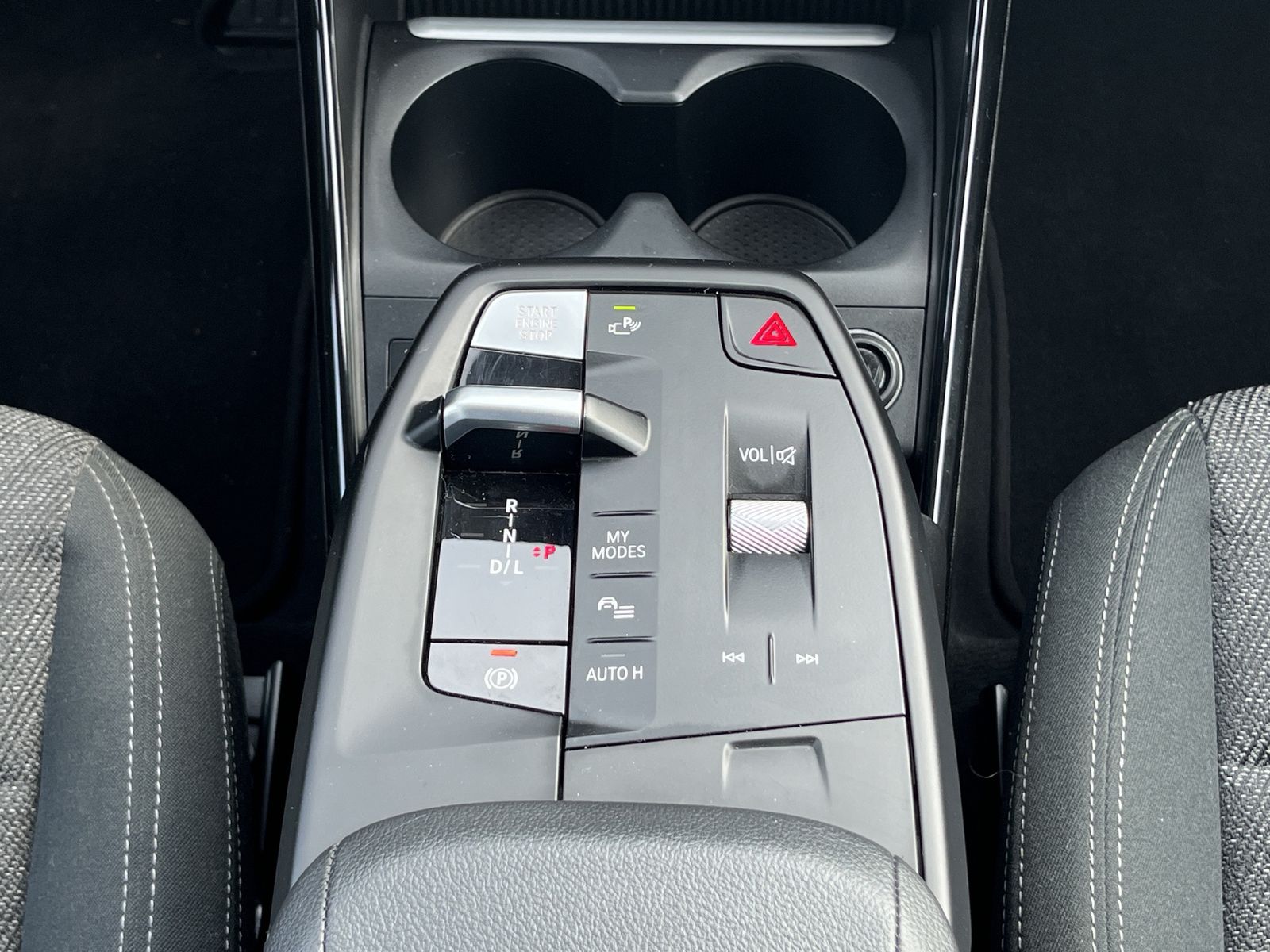 Fahrzeugabbildung BMW 218 Active Tourer 218d ActiveT.*Kamera*LED*Navi*