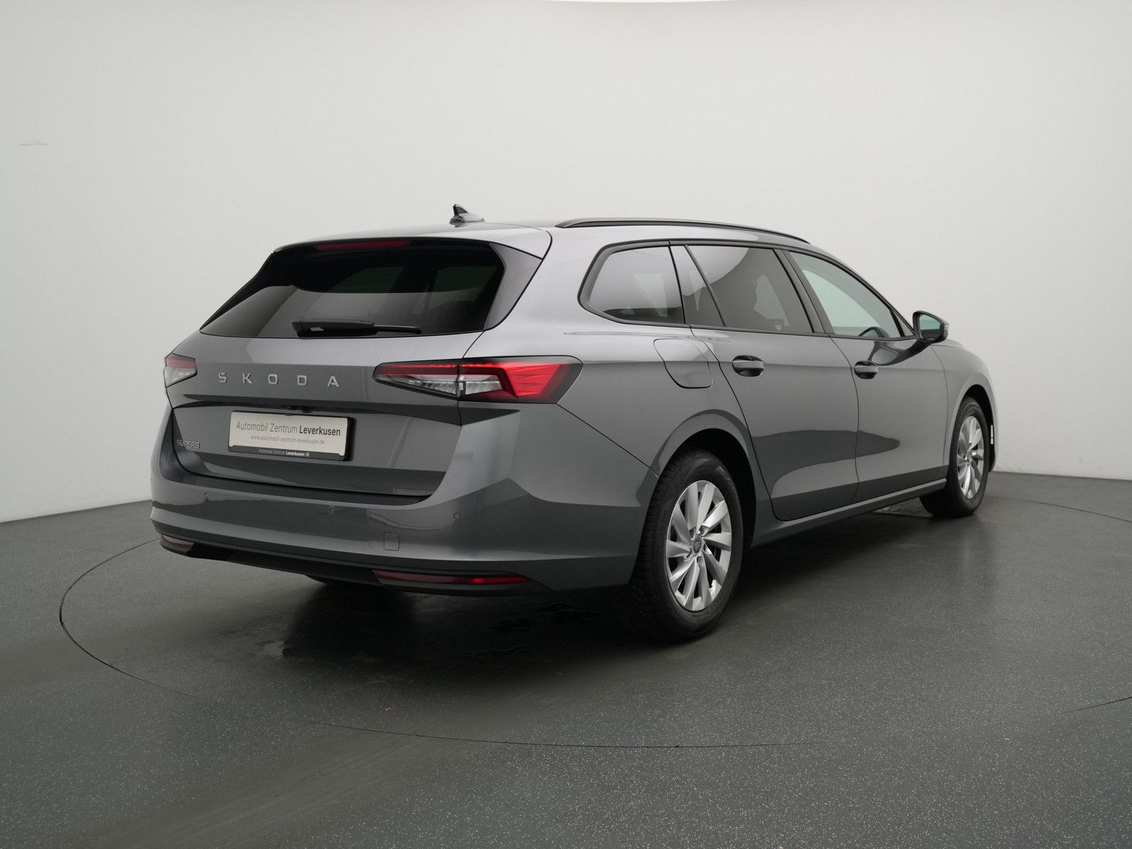 Skoda Superb - Bild 3