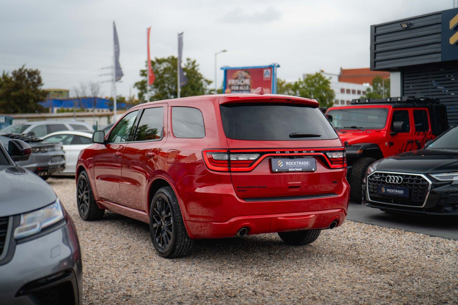 Fahrzeugabbildung Dodge Durango 5.7 V8 R/T 4x4 Night-Paket *7 Sitze*LED*