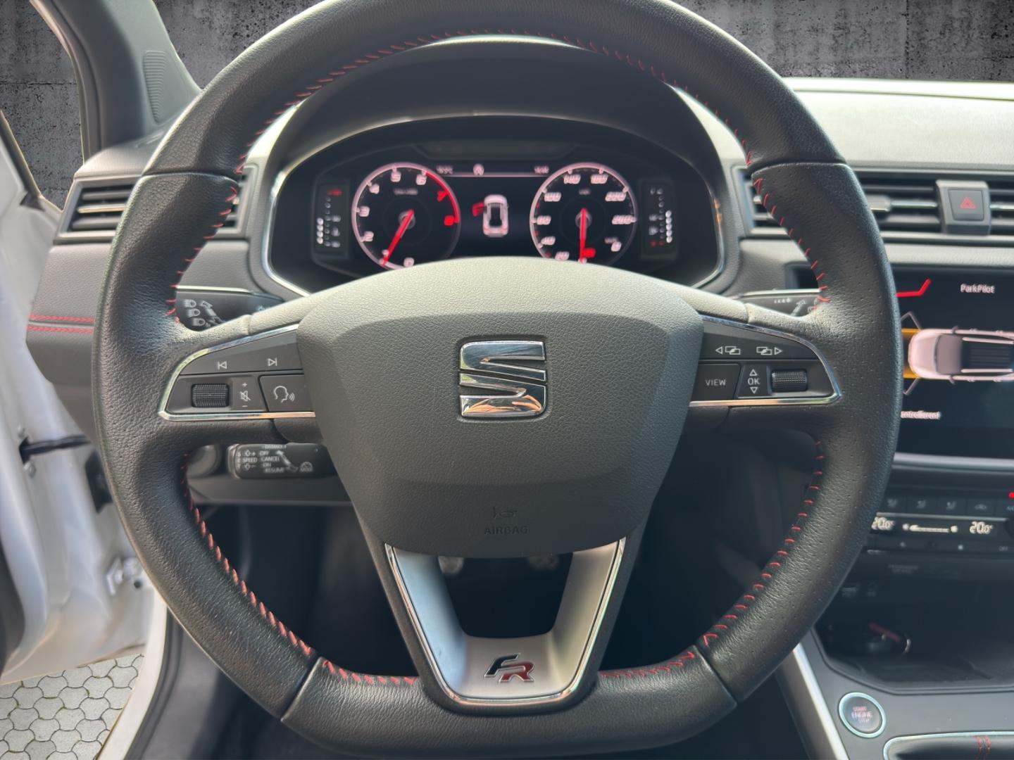 Seat Arona 1.5 TSI FR KAMERA NAVI FULL LINK BEATS ACC