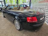 Audi A4 Cabriolet 3.2 FSI quattro *Tüv & Service NEU* - Audi A4 mit Benzin-Antrieb: Schaltgetriebe