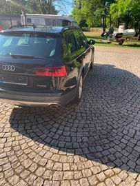 Audi A6 - 4