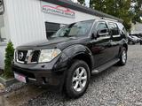 Nissan Pathfinder 2.5 dCi 4x4 LE Aut "7-SITZ/TÜV NEU" - Nissan Pathfinder: Le