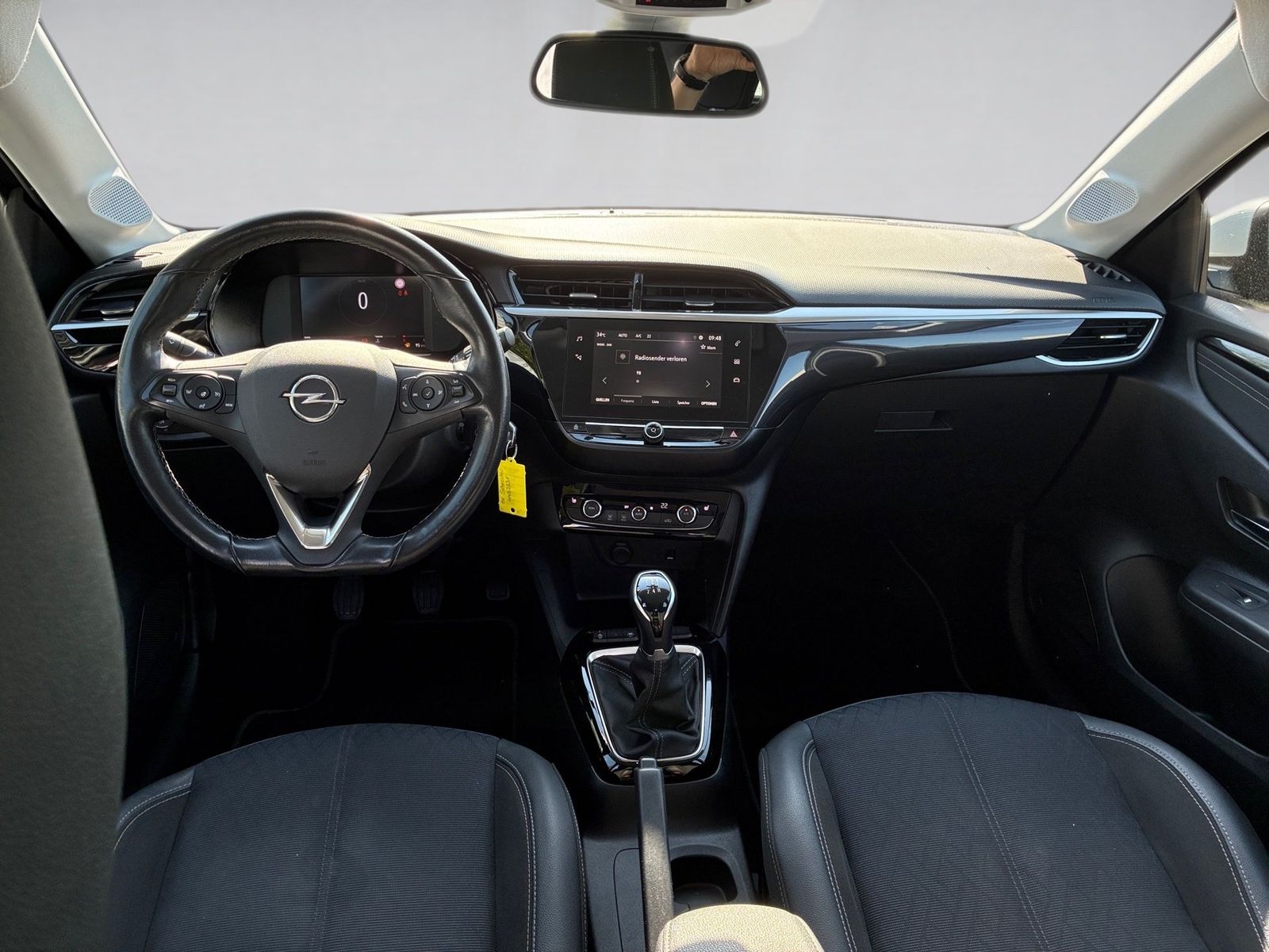 Fahrzeugabbildung Opel Corsa F 1.2 Elegance KlimaA,LED,SHZ,Kam.,PDC,FLA