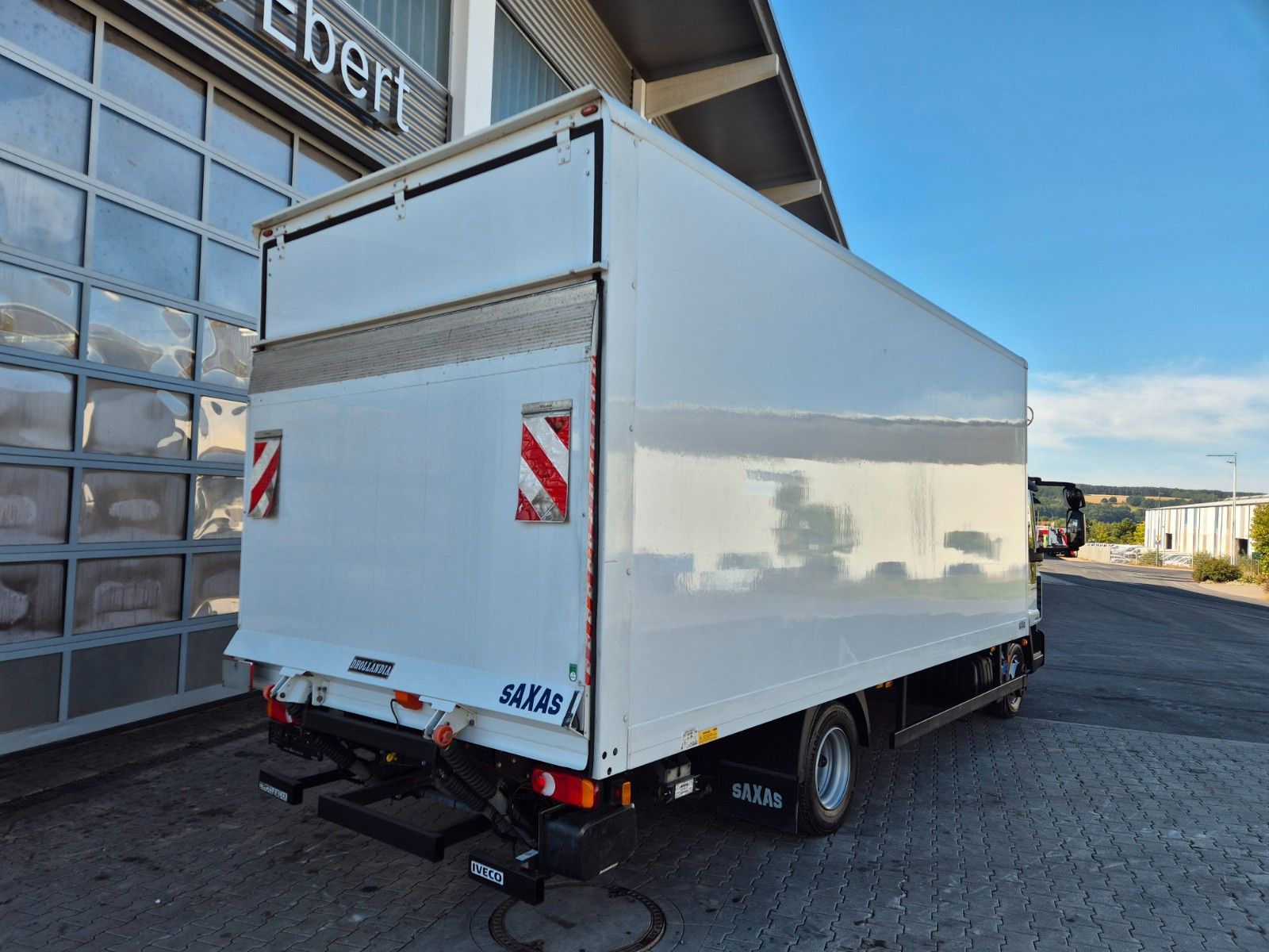 Fahrzeugabbildung Iveco Eurocargo 75-210/P LBW 1.000kg 3 Sitze Klima