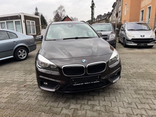 BMW 216 Baureihe 2 Active Tourer 216 d Advantage