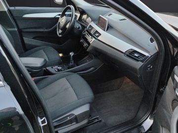 BMW X1 - 11