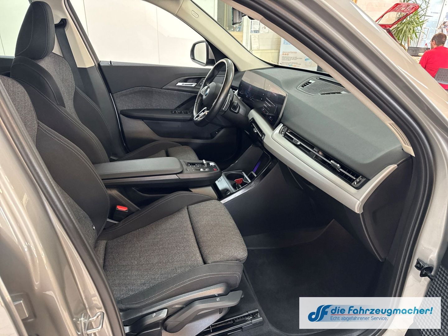 Fahrzeugabbildung BMW X1 20 d xDrive Park-Assistent Navi Digitales Coc