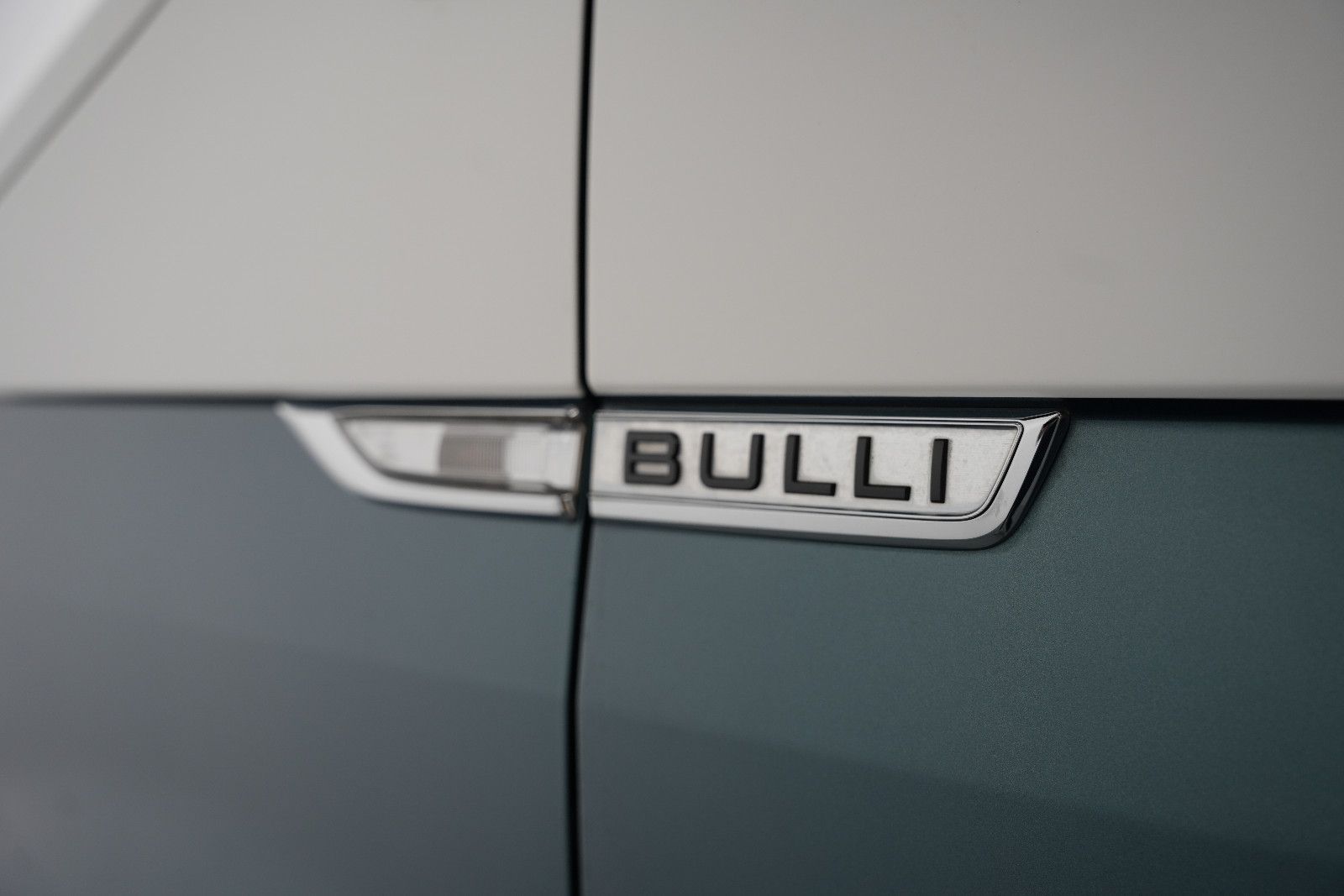 Fahrzeugabbildung Volkswagen T6 Multivan Generation S *7-Sitz*DynAudio*Kamera