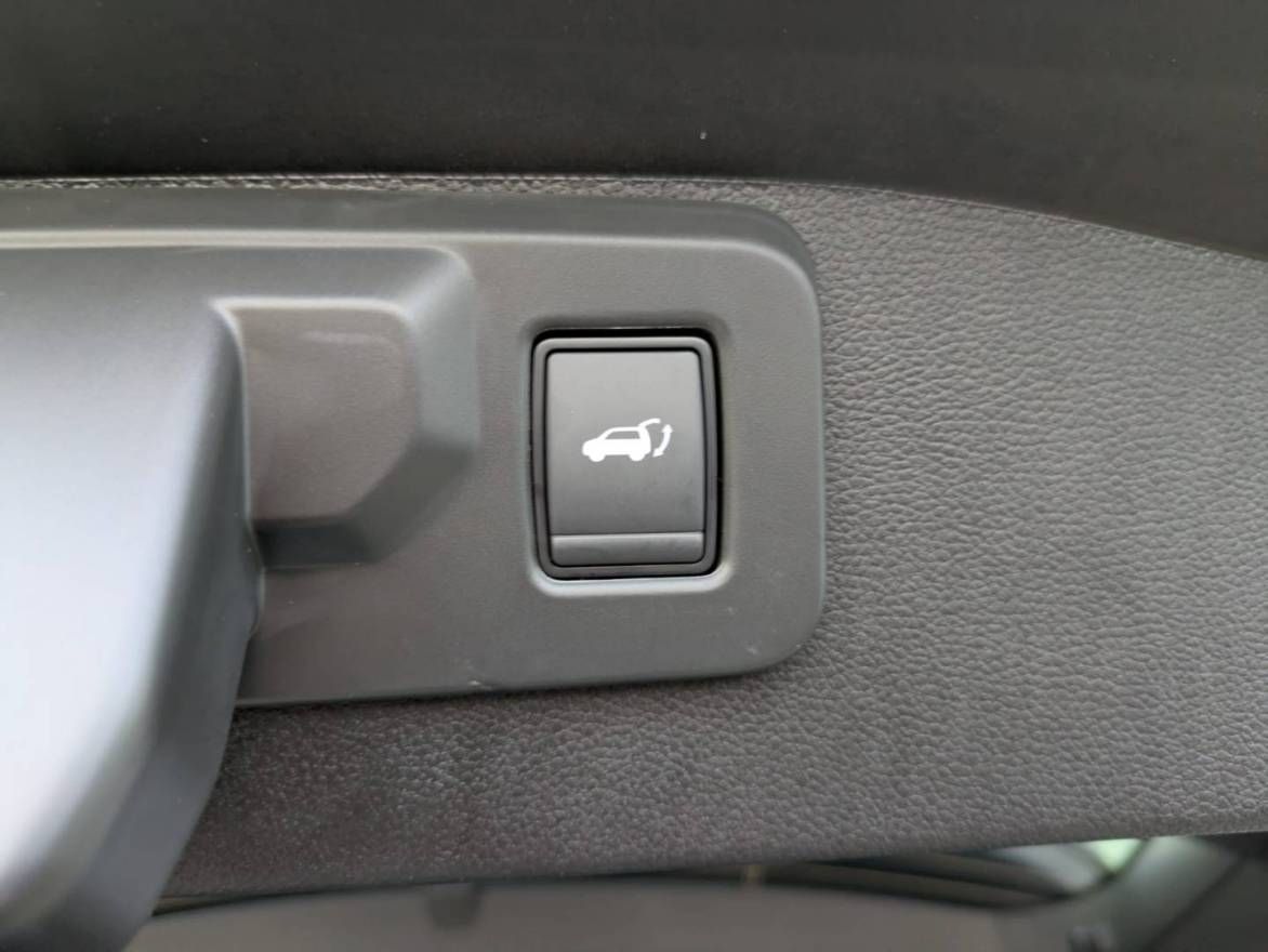 Fahrzeugabbildung Renault Austral Techno Full Hybrid E-Tech 200