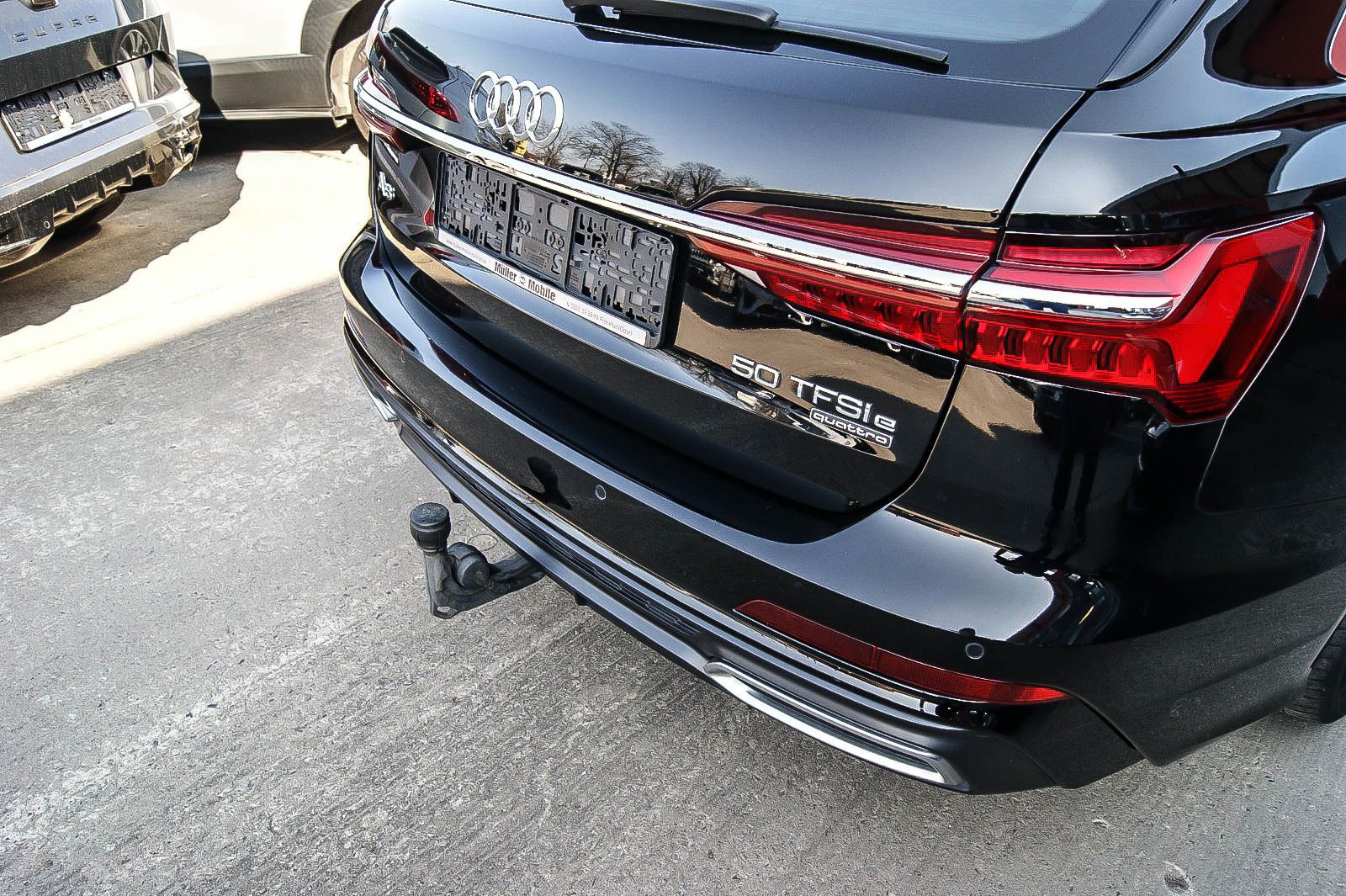 Fahrzeugabbildung Audi A6 Avant 50 TFSI e quattro S-LINE MATRIX ANHZV