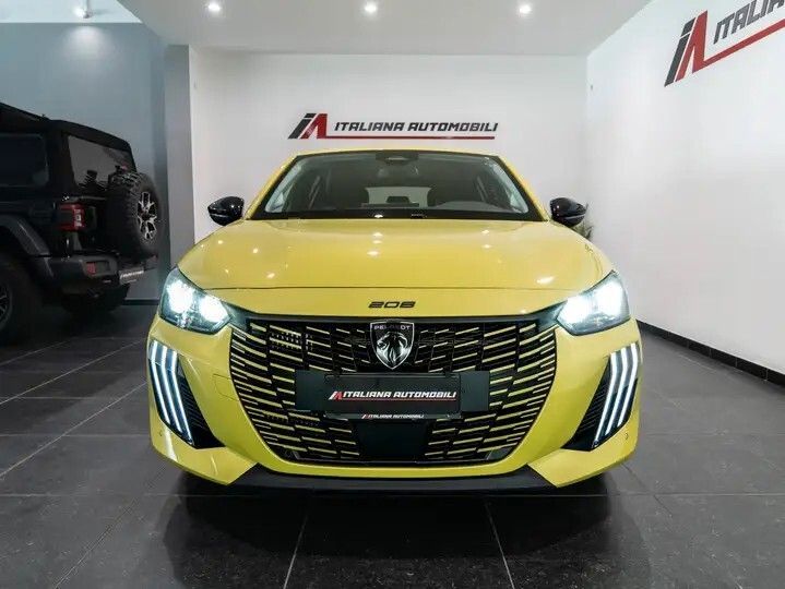 Peugeot 208 Hybrid 145 e-DCS6 Allure imagem 2