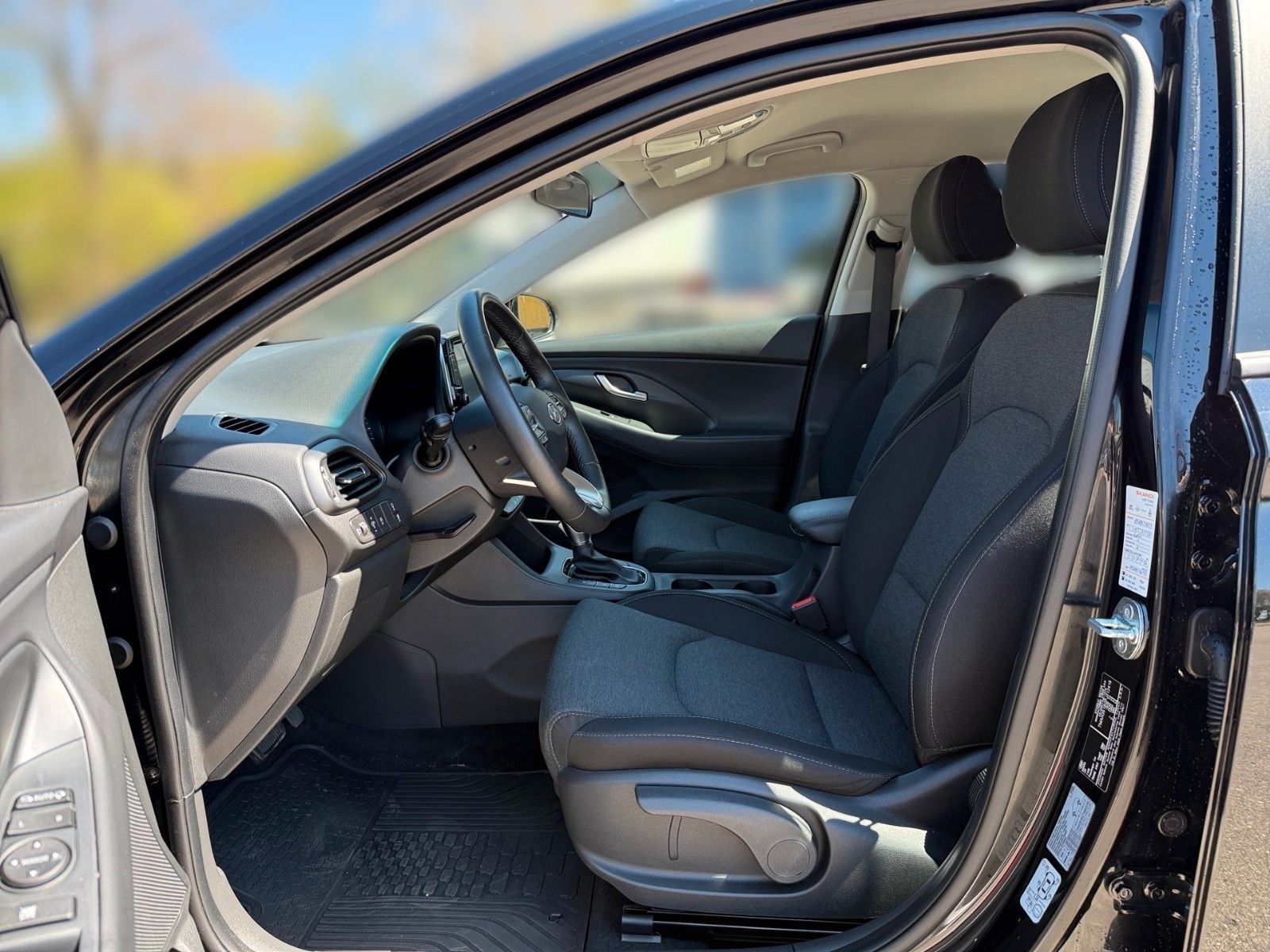 Fahrzeugabbildung Hyundai i30 1.0T 7DCT GARANTIE-9.28 LED+CARPLAY+KAMERA+