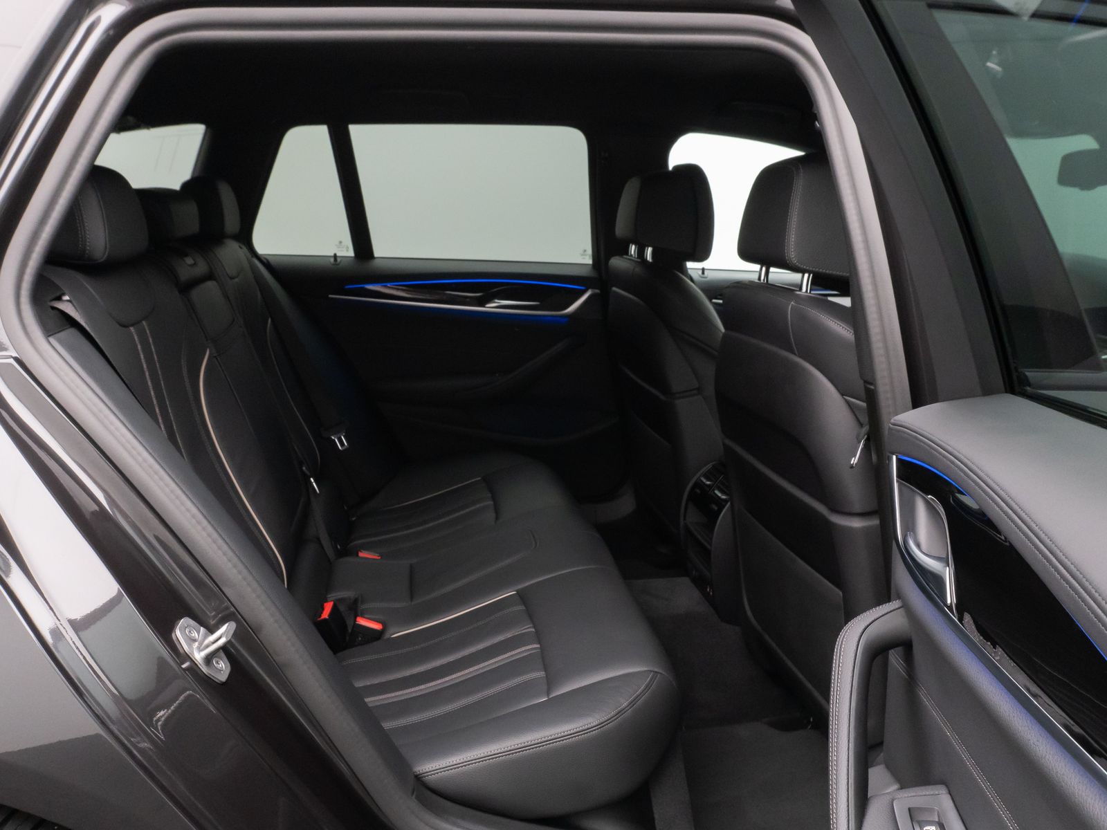 Fahrzeugabbildung BMW 520i M Sport Kamera DAB AHK Alarm Komfort 19Zoll