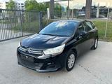 Citroën C4 Lim. Attraction Klima TÜV - Citroën C4 in Bochum