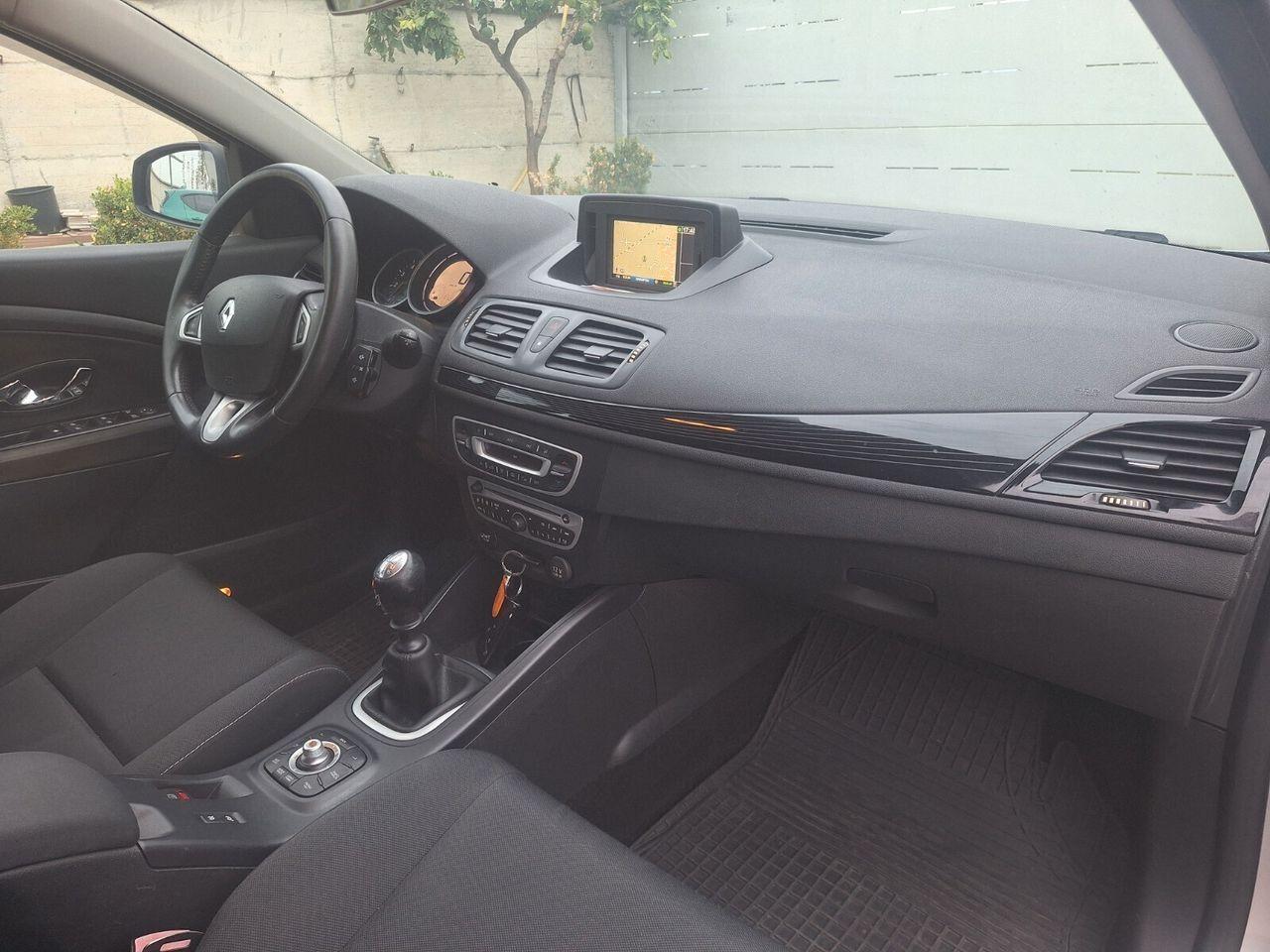 Renault Megane 2012 — photo 10