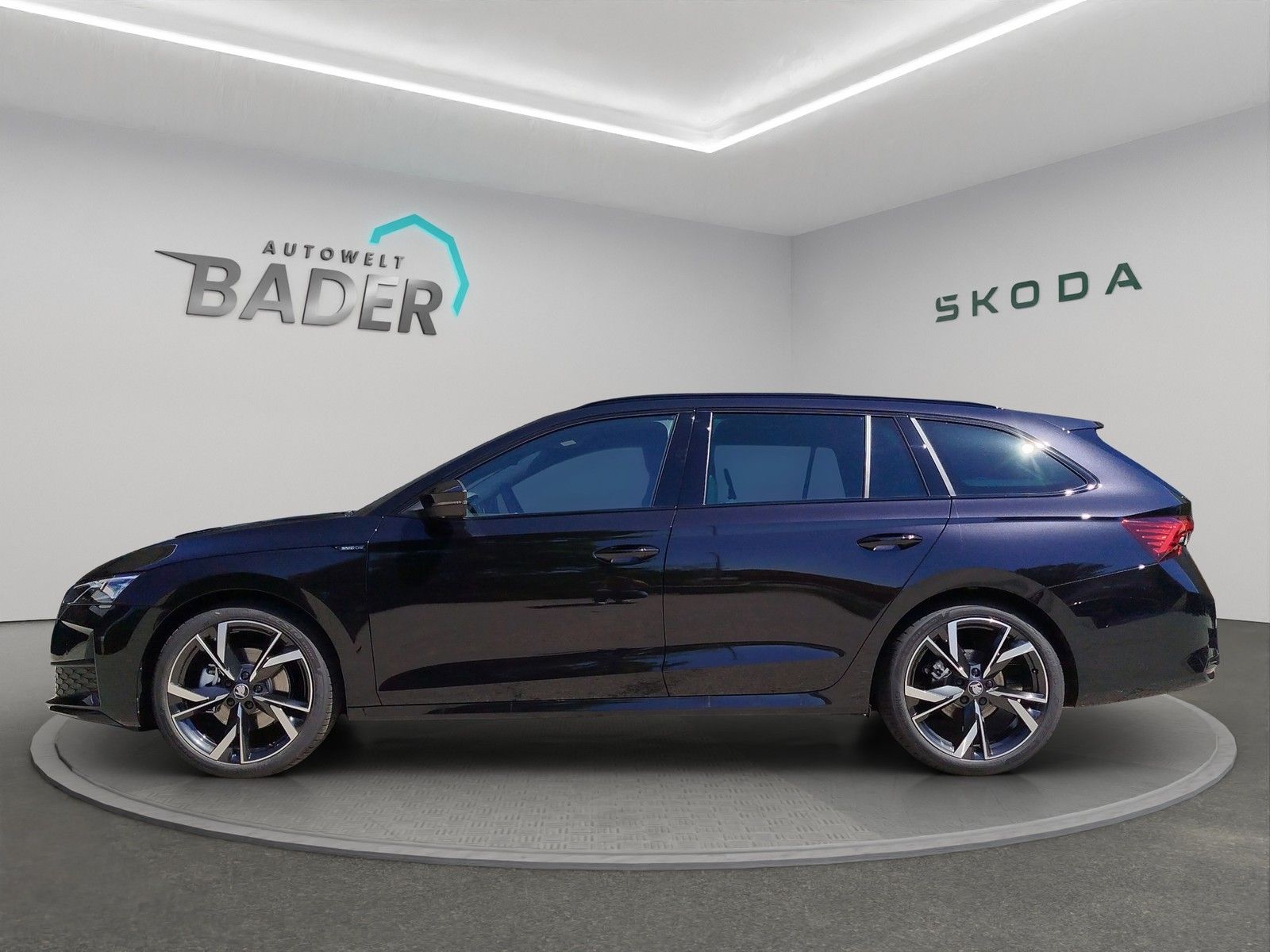 Skoda Octavia Combi Sportline 1,5 TSI mHEV 110 LED SHZ imagem 3