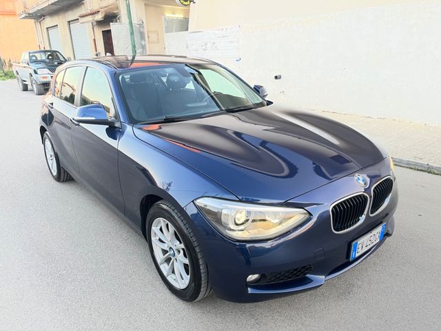 BMW Bmw 120 120d xDrive 5p. Urban