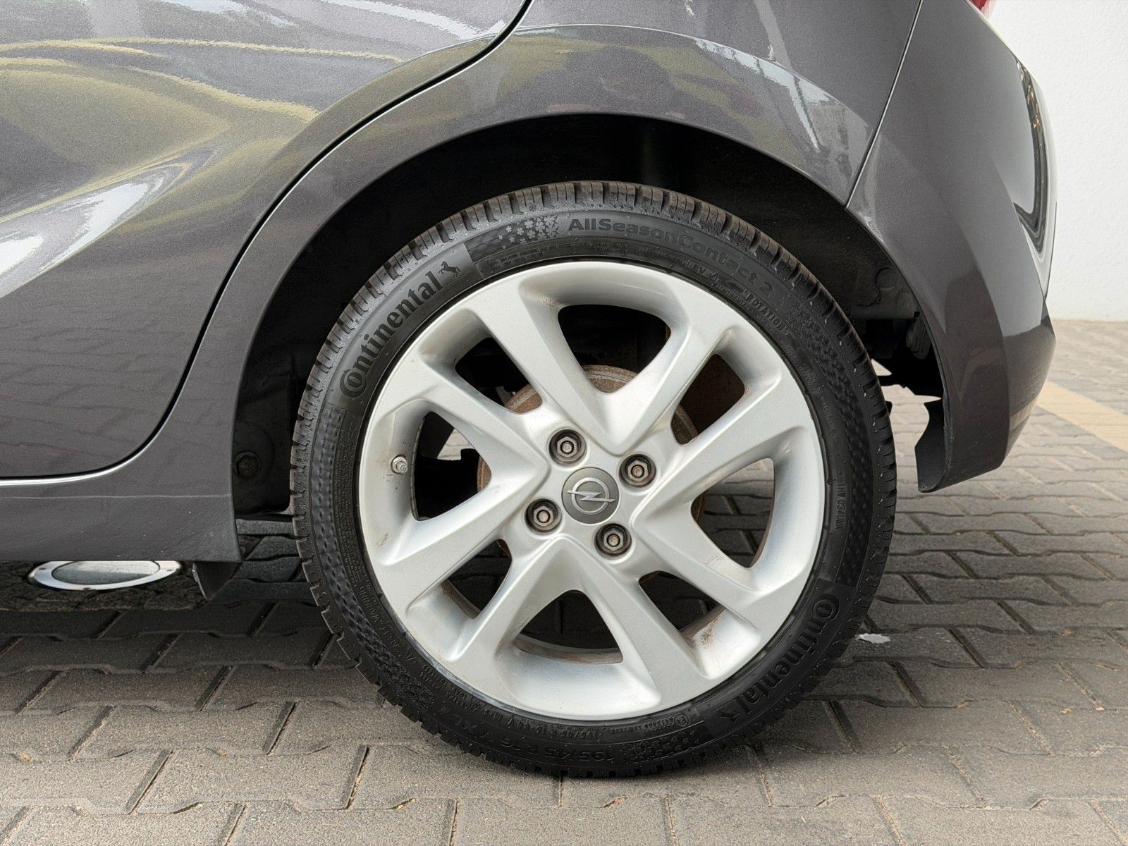 Fahrzeugabbildung Opel Karl 1.0 Exklusiv Klimaaut.,LM,SpurH