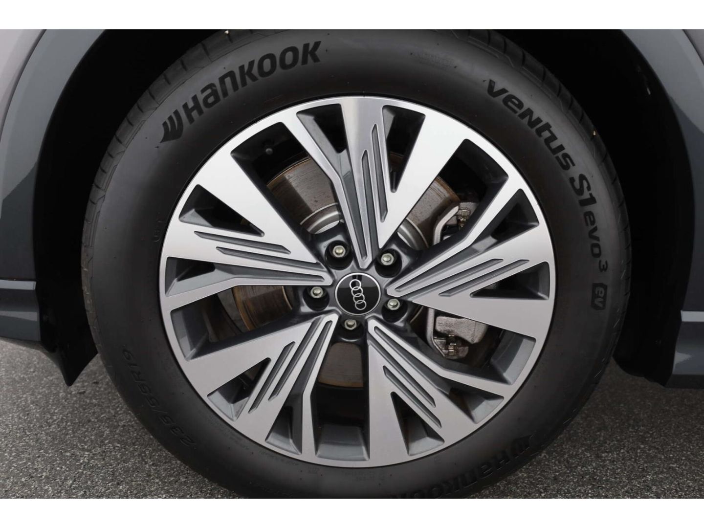 Audi Q4 e-tron - Bild 8