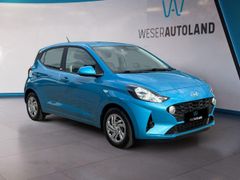Fahrzeugabbildung Hyundai i10 Select KLIMAANLAGE PDC SITZHEIZUNG TEMPOMAT
