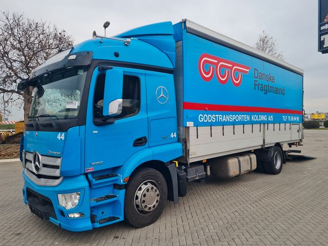 Mercedes-Benz 1830 / 7.3m / LIFT / EU brief