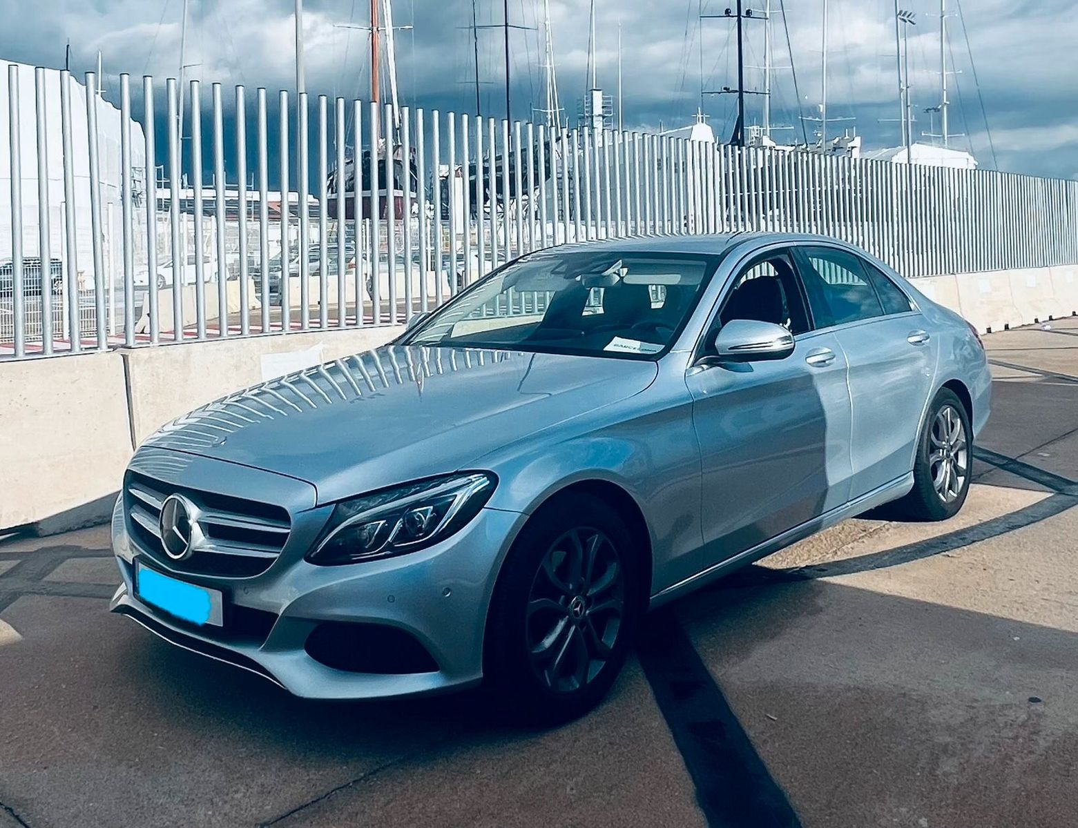 MERCEDES-BENZ Mercedes Benz C220D