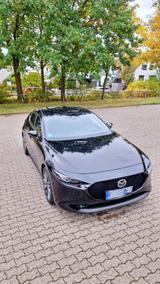 Mazda 3 2.0 SKYACTIV-G M-Hybrid - - Mazda 3: Von Privat