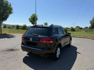 Volkswagen Touareg - 5