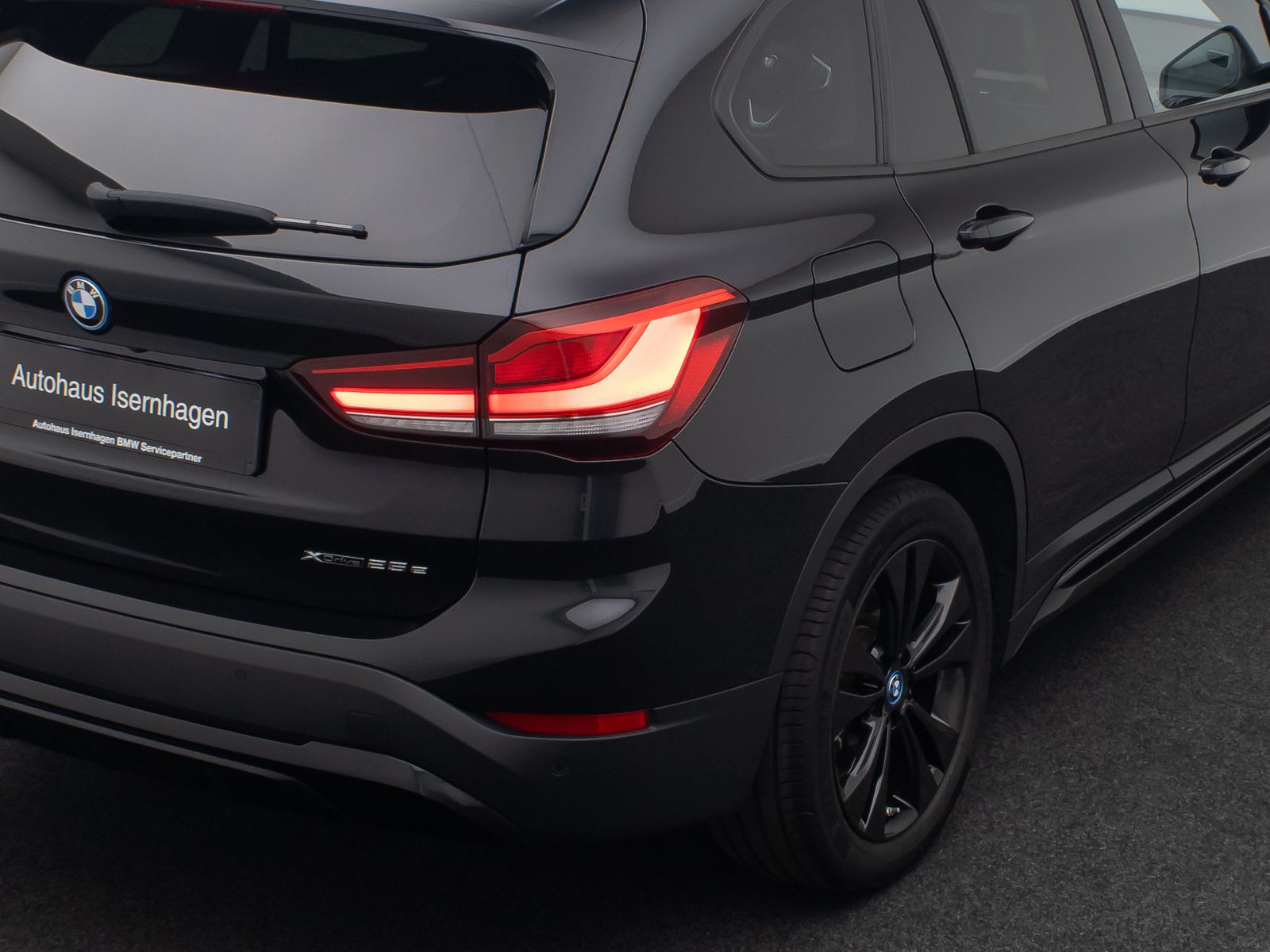 Fahrzeugabbildung BMW X1 xD25e Sport Line HUD DAB Kamera Alarm 18Zoll