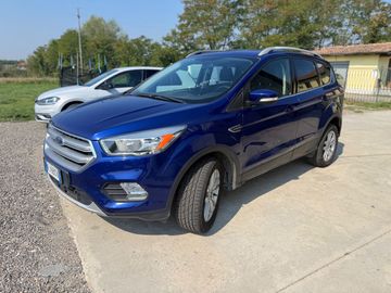 Ford Kuga - 1