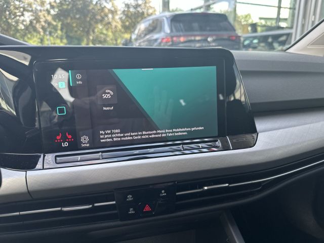 Golf VIII Variant 2.0 TDI Life NAVI LED 16 ALU S