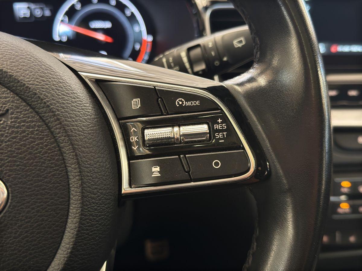Kia XCEED 1.4T PLATINUM PANO-DACH+NAVI+LEDER+KAMERA+