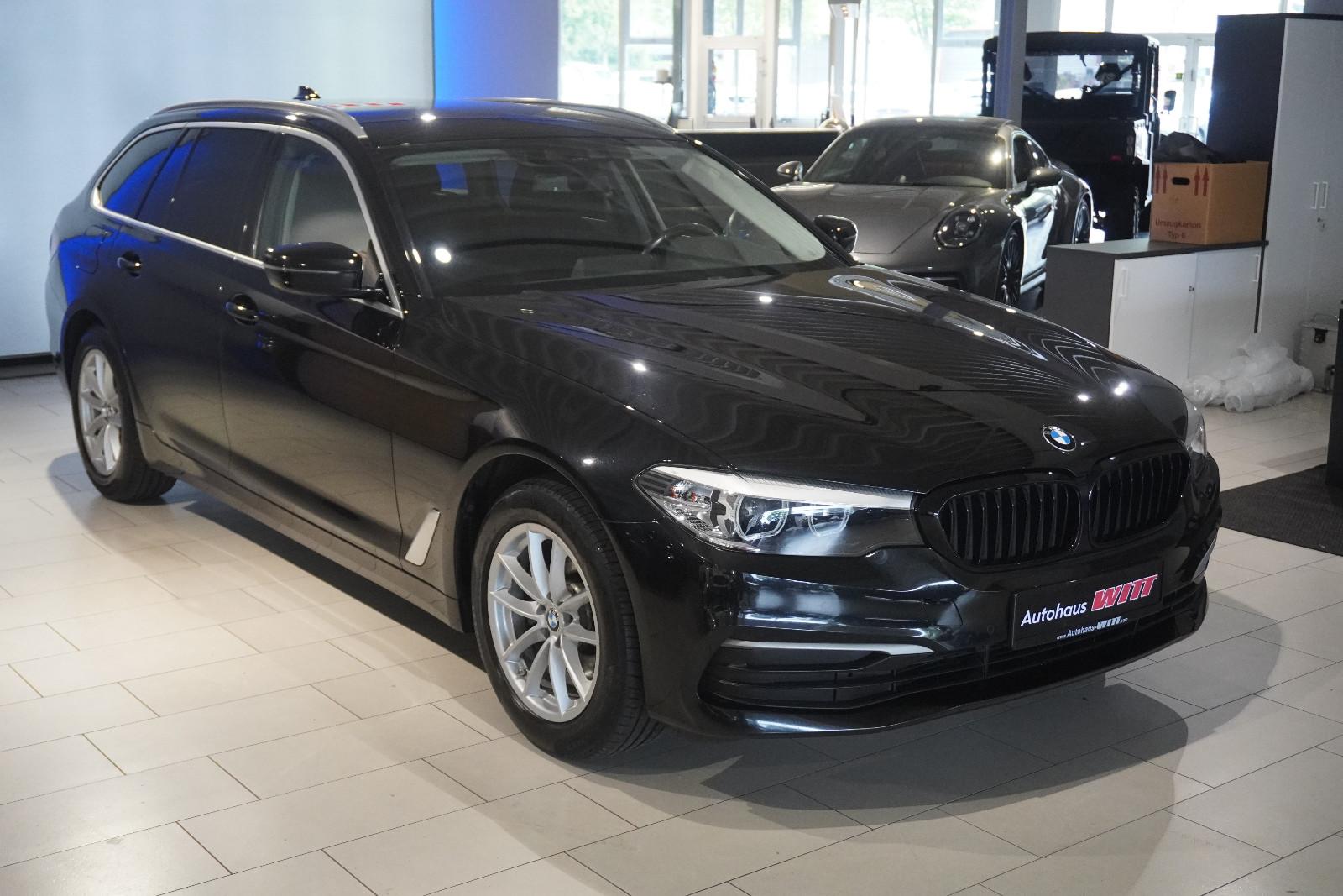 BMW 520xd Touring   ~Autm~AHK~Carplay~Navi~