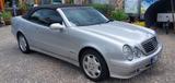 Mercedes-Benz 230