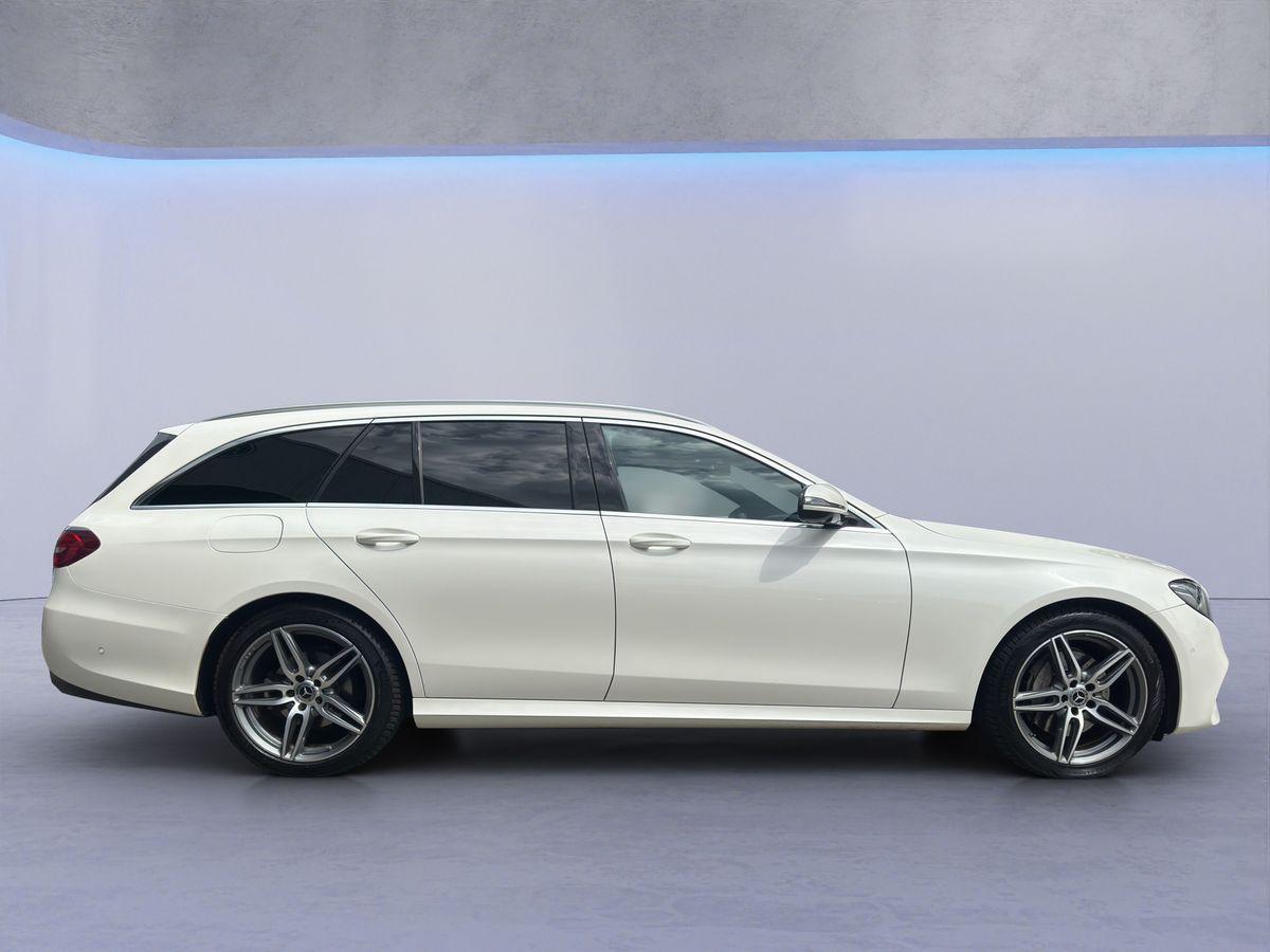 Mercedes-Benz E 220d T AMG-Line LED/360°/Leder/Pano/Burmester