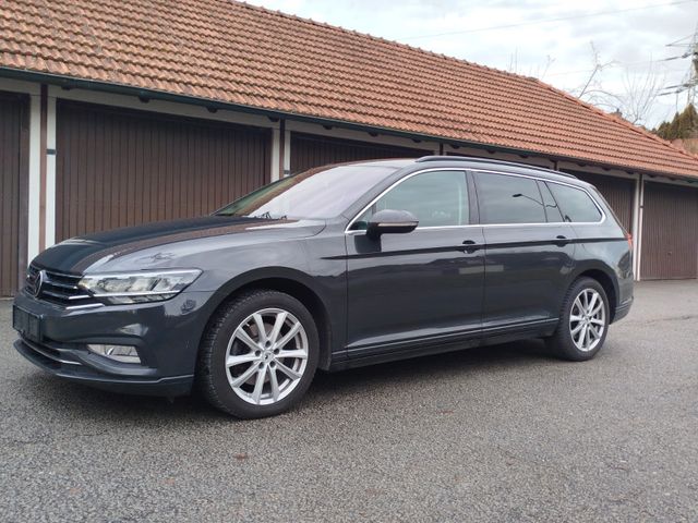 Volkswagen Passat Variant Business AHK LED Kamera Navi