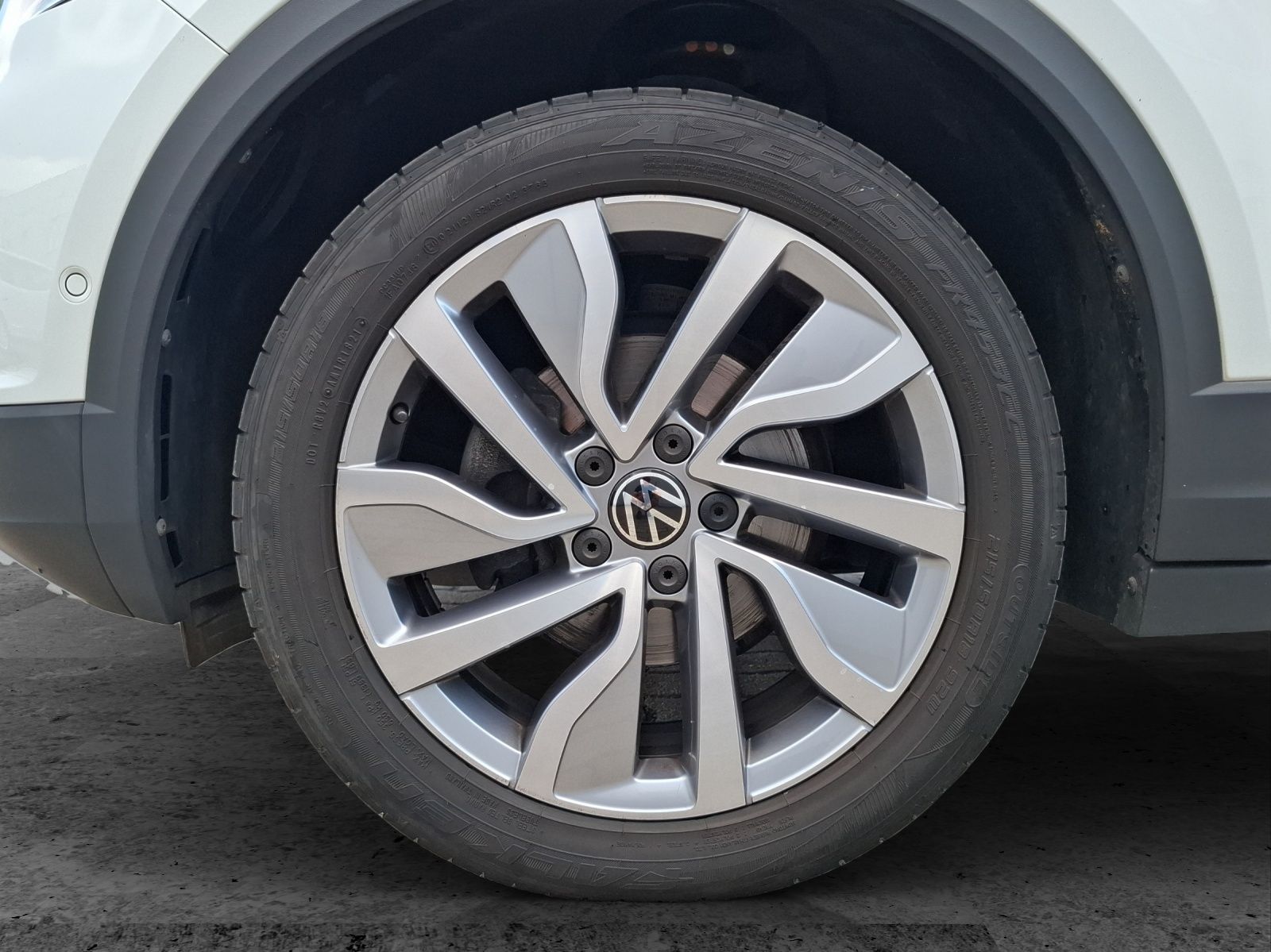 Fahrzeugabbildung Volkswagen T-Roc Cabriolet TSI Style LEDplus Navi AID ACC R