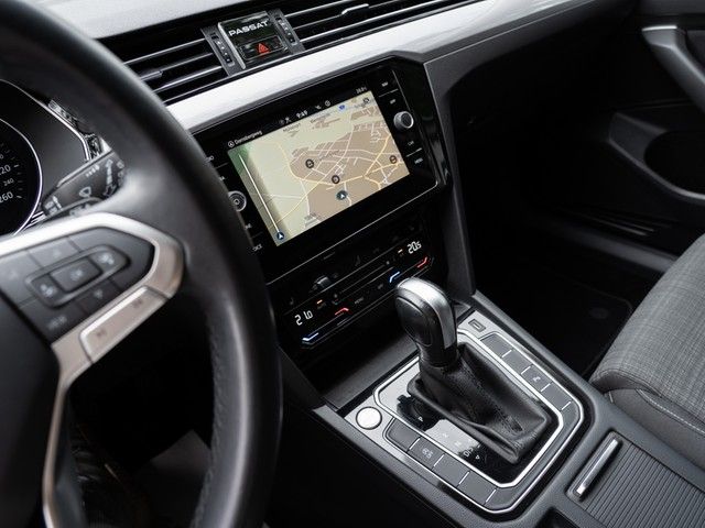 Passat Variant Business TDI DSG AHK ACC