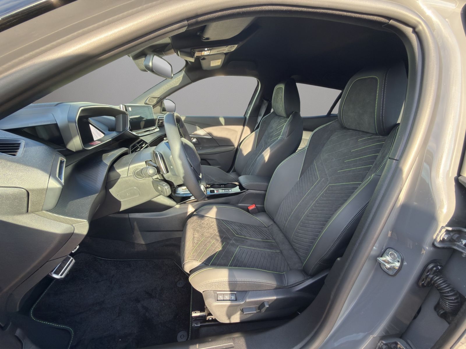 Peugeot 2008 - Bild 9