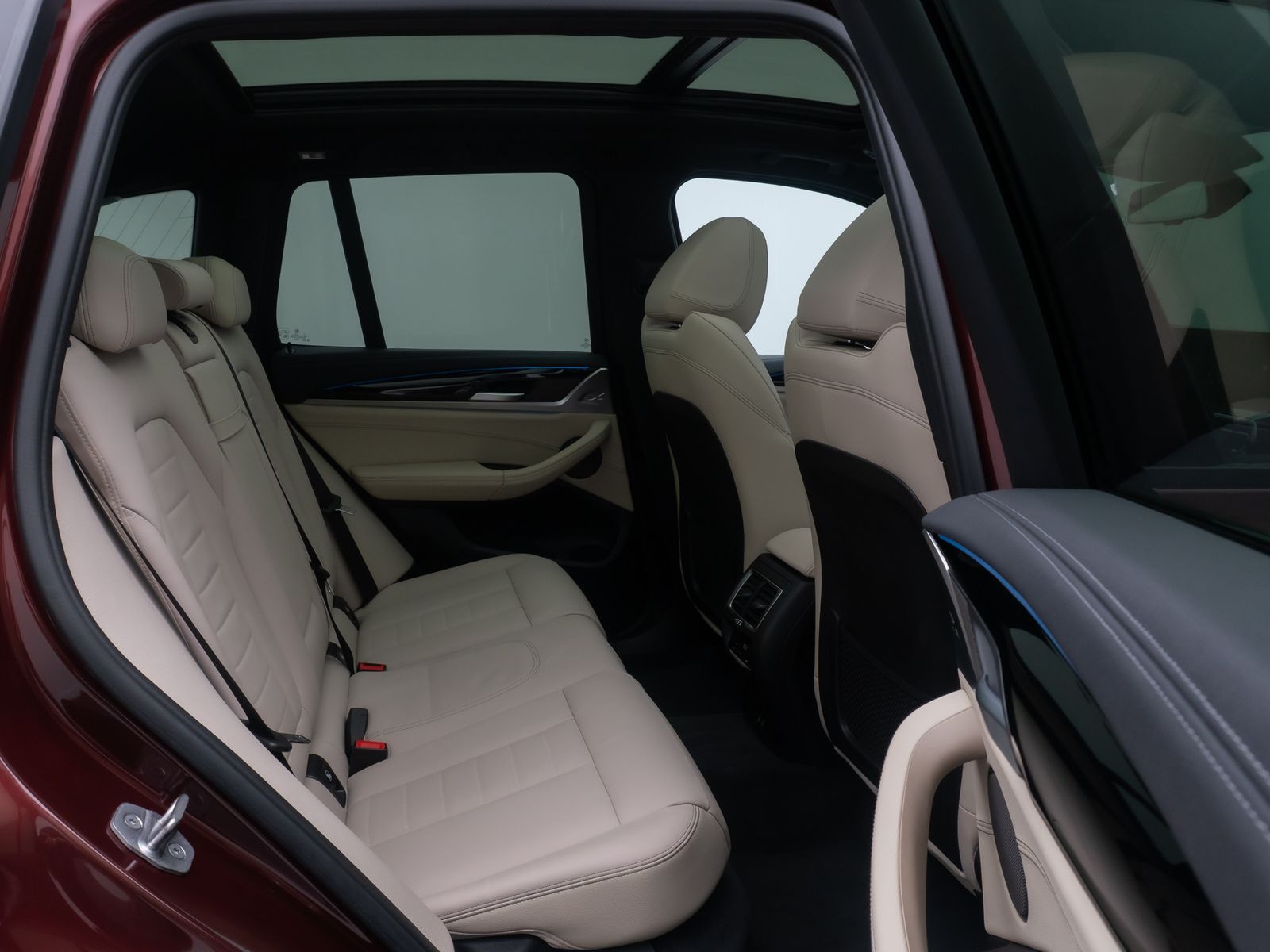 Fahrzeugabbildung BMW iX3 IMPRESSIVE H/K HUD AHK 360° Panorama 20Zoll