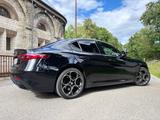 Alfa Romeo Giulia 2.0 Turbo 16V 206kW (280PS) AT8-Q4 Veloce - Alfa Romeo Giulia: Privatanbieter
