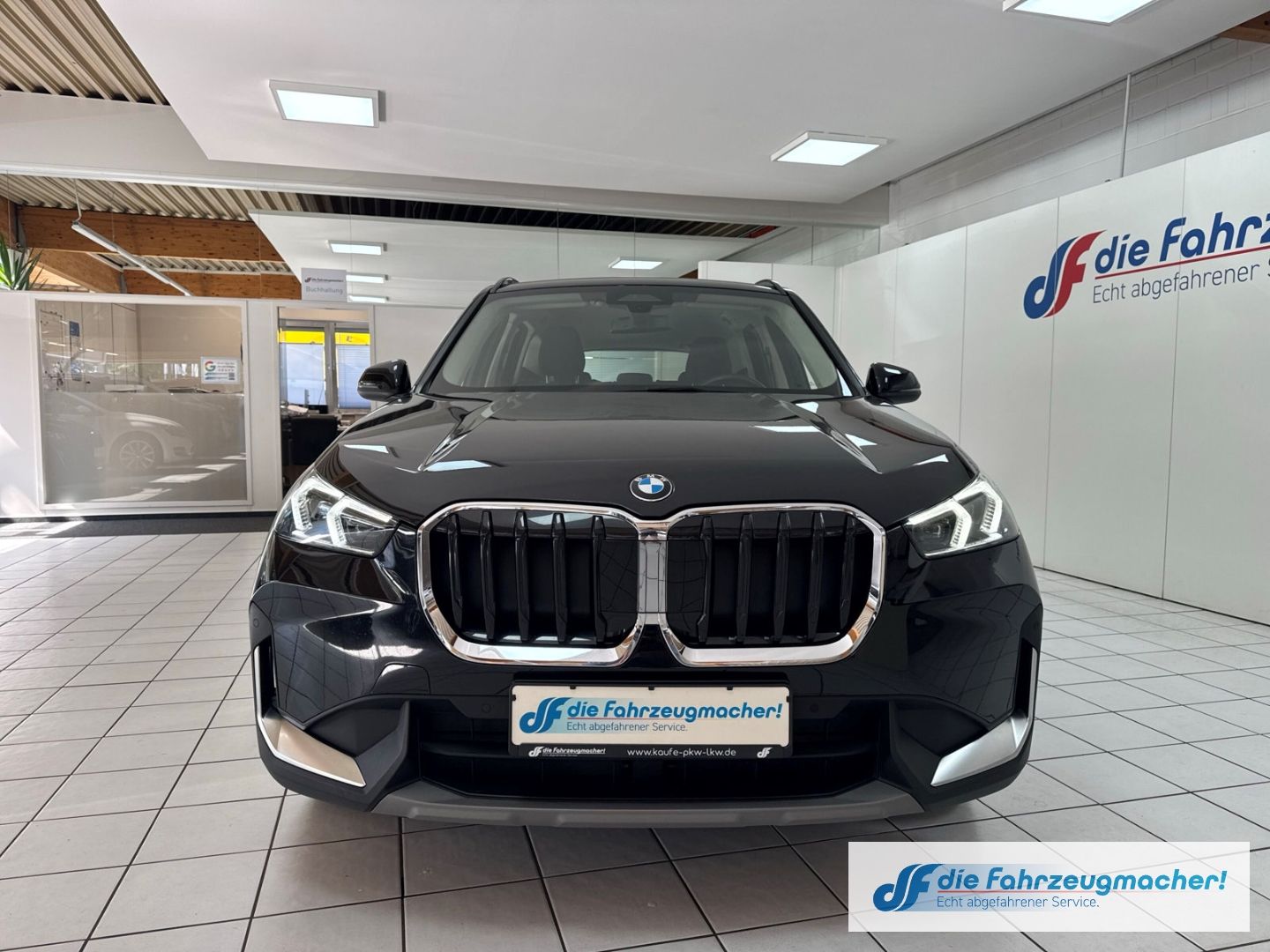 Fahrzeugabbildung BMW X1 20 d xDrive Park-Assistent Navi Digitales Coc