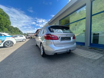 BMW 218 - 5