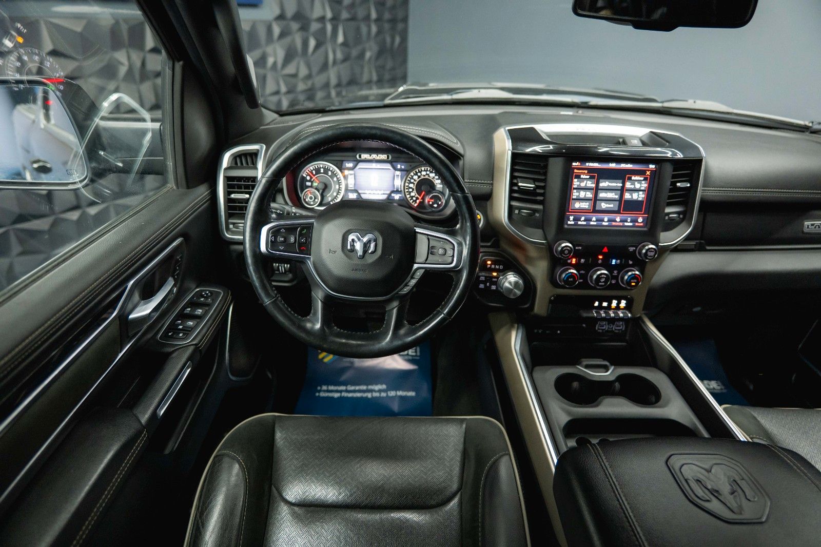 Fahrzeugabbildung Dodge RAM 5.7 V8 HEMI 4x4 Night LARAMIE RAMBOX 19%